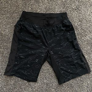 Men’s Lululemon Atheltic shorts Large - like new